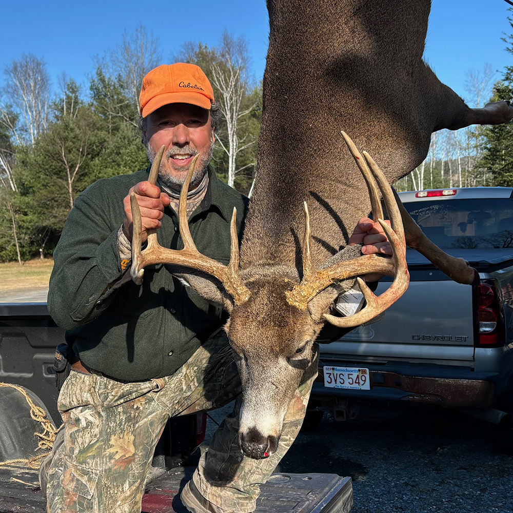 Record class whitetail buck recognized